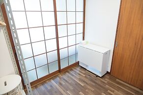 Compact Easy Stay - Budget Nakasu