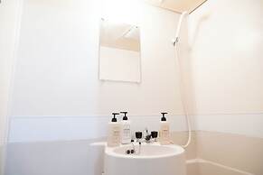 Compact Easy Stay - Budget Nakasu