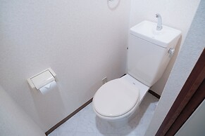 Compact Easy Stay - Budget Nakasu