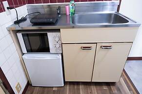 Compact Easy Stay - Budget Nakasu