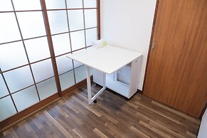 Compact Easy Stay - Budget Nakasu