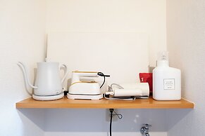 Compact Easy Stay - Budget Nakasu