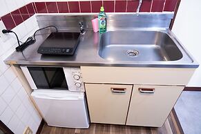 Compact Easy Stay - Budget Nakasu