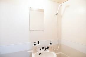 Compact Easy Stay - Budget Nakasu