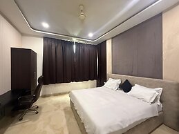 Hotel Pratap Palace