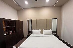 Hotel Pratap Palace