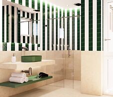 Suites 21 Luxury Apartment