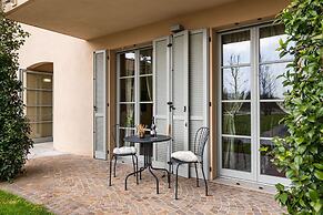 Luxury Golf Apartment Clara