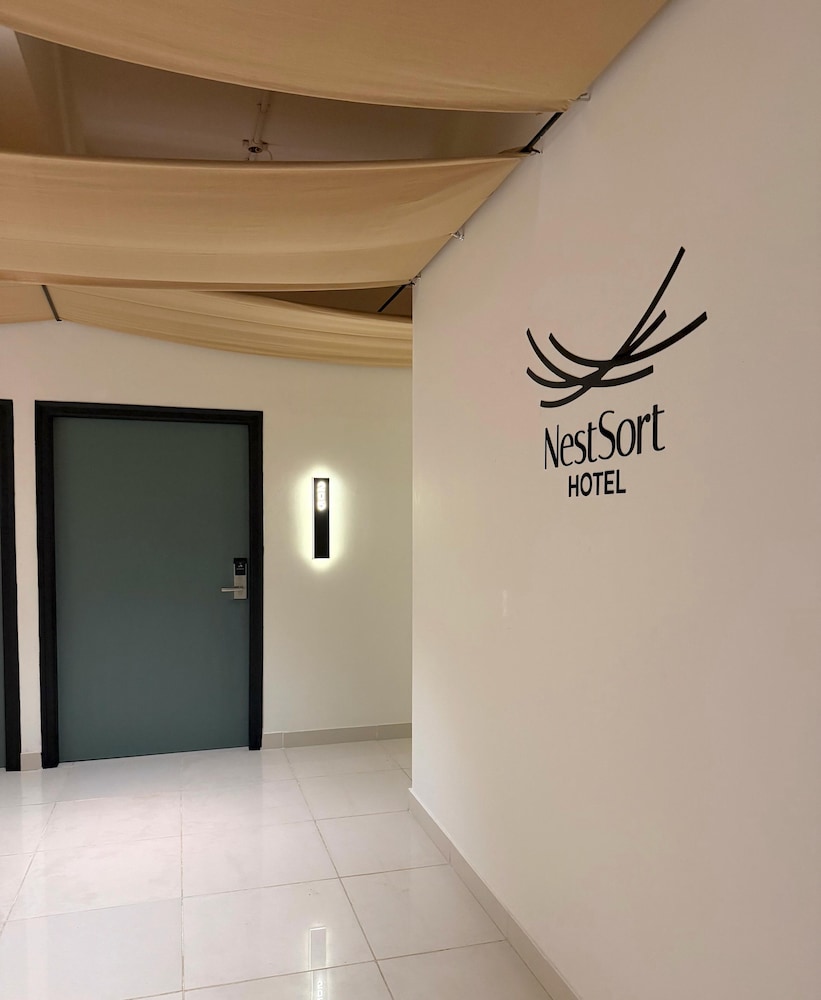 NestSort Hotel