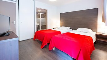 Coastal Apartment Stay for 4