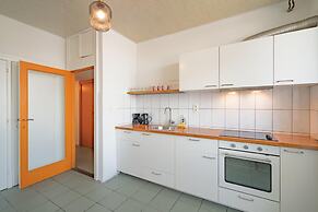 Large Antwerp City Center Apartments2bbkns
