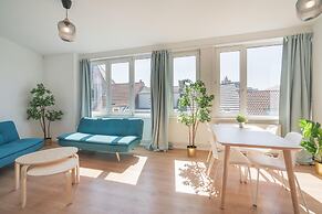 Large Antwerp City Center Apartments2bbkns