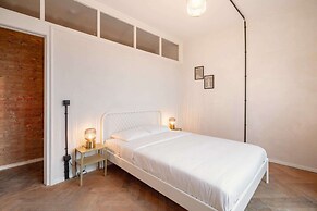 Spacious 2BR Stay Near Central Station