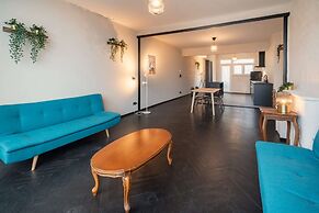 2BR City Stay - Grand Central Area