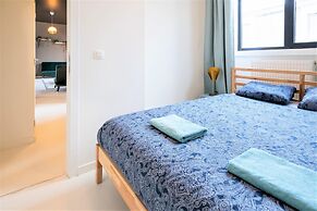 Antwerp Central 1br/7p Apartment