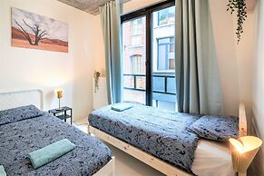 Antwerp Central 1br/7p Apartment