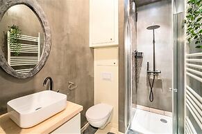 Antwerp Central 1br/7p Apartment