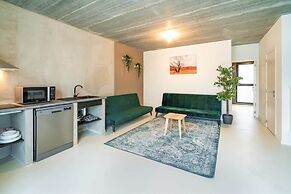 Antwerp Central 1br/7p Apartment