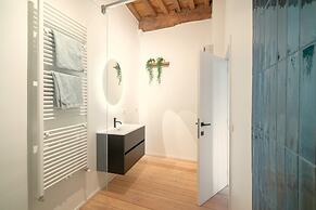 Apartment for 6 With Antwerp City Views