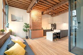 Apartment for 6 With Antwerp City Views