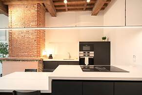 Apartment for 6 With Antwerp City Views