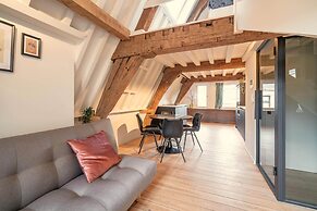 Apartment for 6 With Antwerp City Views