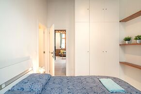 Apartment for 6 With Antwerp City Views