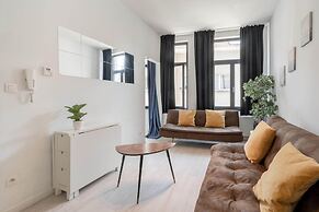 Stylish Antwerp City Apartment for 7