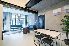 Antwerp Central Superior Apartment