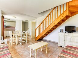 8-guest House Near Mountain Trails