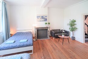 Antwerp Old Town Apartment