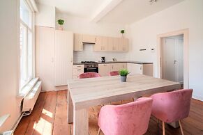 Antwerp Old Town Apartment