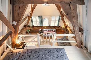 Loft-style Duplex at Hendrik Square