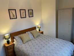Peak District - Parking - Garden - Bbq - Sleeps 8