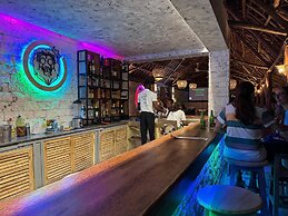 King Simba Hotel & Restaurant