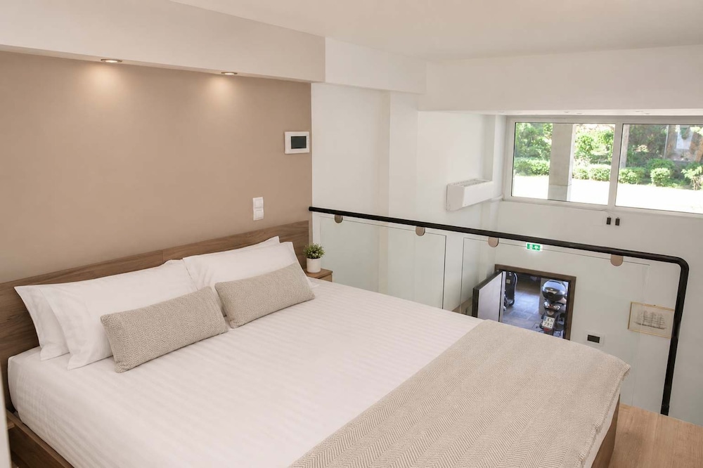 Athens Mets Loft - Cozy Urban Gem Park Views
