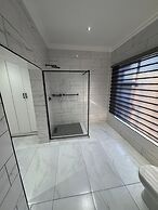 Boutique Hotel-Style Room In Ferndale-C3