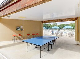 Accessible Apartment With Garden
