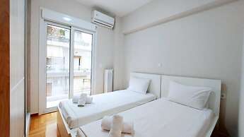 Kolonaki A modern and bright apartment