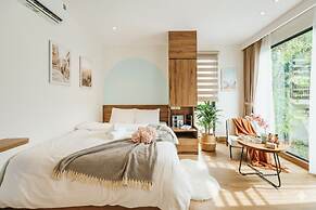 The Minimalist Studio FPT City