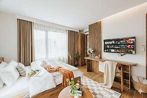 The Minimalist Studio FPT City