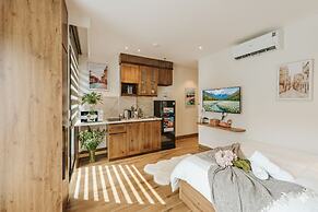 The Minimalist Studio FPT City