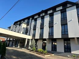 Milanium Hotel