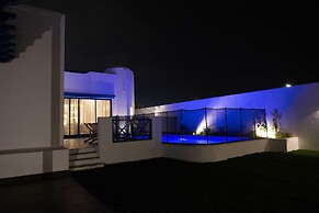 Myron Chalets