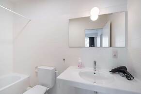 Antwerp Bright Apartment Stay