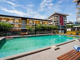 Zen Bayside Seaview - Balcony - Shared Pool