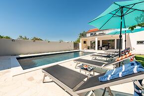 Villa Flora Zadar Villas