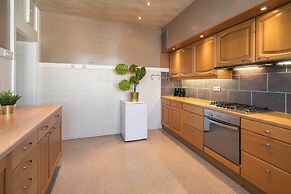 Large Antwerp City Center Apartments3bbns