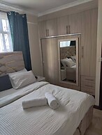 Spacious 2br, 3BA Great Location