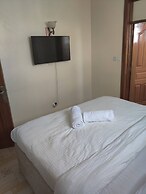Spacious 2br, 3BA Great Location
